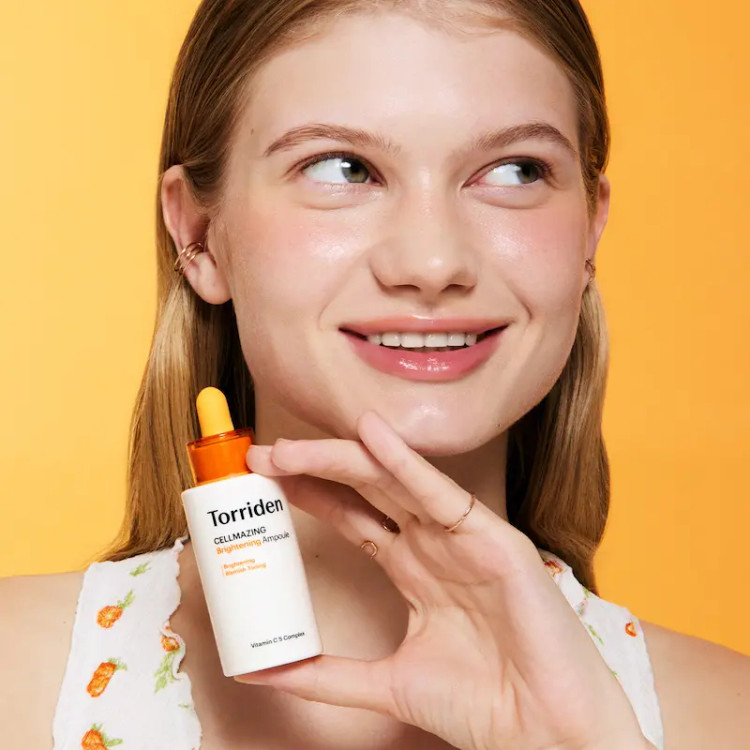 سرم روشن کننده و ضدلک ویتامین سی توریدن Torriden CELLMAZING Brightening Ampoule Vitamin-Powered Lightweight Radiance Ampoule